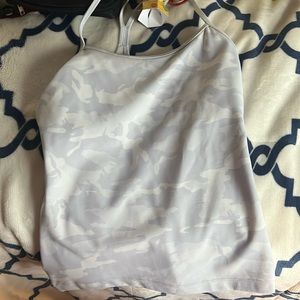 Lululemon y tank camo